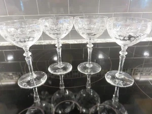 Vintage 1930er feine Kristall geätzt Floral 5 7/8" Champagner/Sherbet Gläser Set/4 EX - Bild 1 von 8