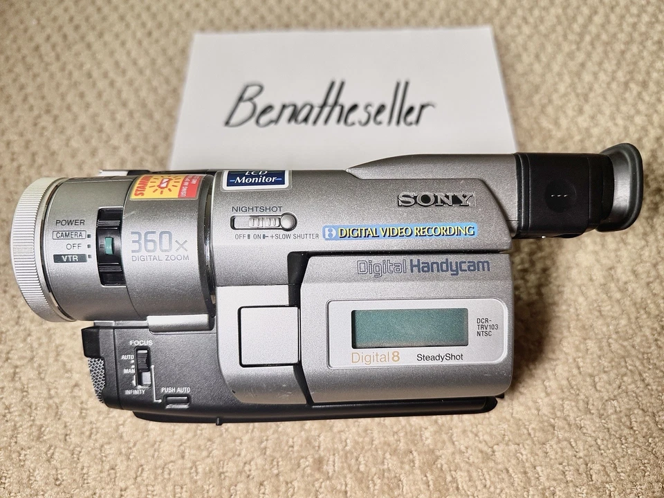 RARE Sony Handycam DCR-TRV320 NTSC Hi8 450x Digital 8 Video Camcorder WORKS - Image 1 of 4
