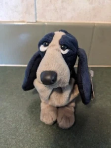 Applause Hush Puppies Bean Bag Plush Basset Hound Dog 5 In - Picture 1 of 8