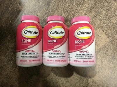 3 件装 Caltrate Bone Health 600 + D3 骨强度钙 200 克拉 (07/2026) — 第 1/2 张图片