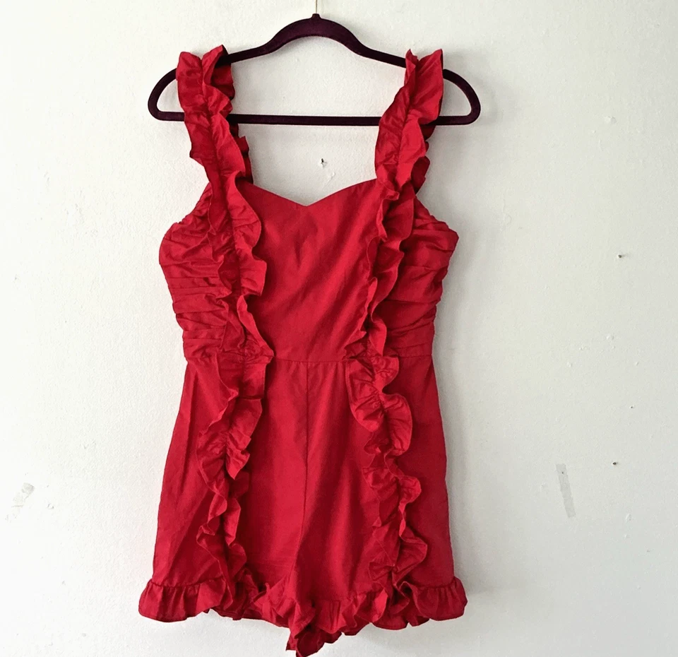 Mameluco romántico lindo algodón Urban Outfitters para mujer talla S rojo con volantes Foto 1 de 4