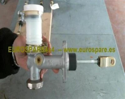 MR267829 clutch pump for MITSUBISHI L200 2.5 TD 1996 2006 1997 8632 - Image 1 of 4