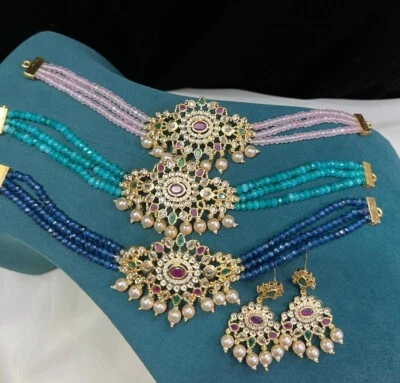 Conjunto de Gargantilha Tradicional Banhada a Ouro Deslizada com Kundan e Contas para Mulheres/Meninas - Imagem 1 de 4