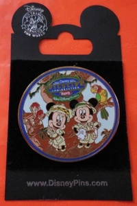Disney Pin WDW Wildlife Conservation Fund Mickey & Minnie in Safari Gear Pin New - Picture 1 of 2