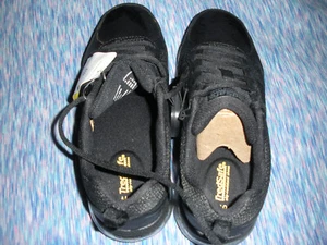 Neu mit Etikett DAMENGRÖSSE 6W TREDSAFE RUTSCHFESTE SCHUHE - Bild 1 von 5