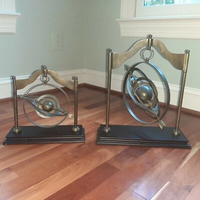 Juego de flechas náuticas esfera armilar latón Interlude Home 2 pares decoración oficina Foto 1 de 4
