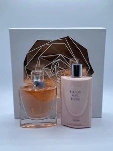 Lancome La Vie Est Belle 3.4oz Eau De Parfum & 6.7 oz body lotion 2 pcs - Picture 1 of 6