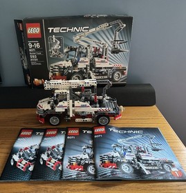 LEGO TECHNIC: Bucket Truck (8071) Completely Built w/Original Box & Instructions