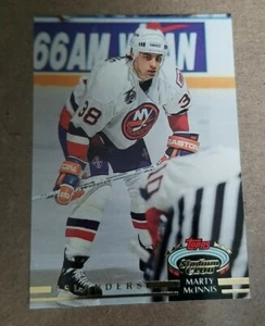 1992-93 Stadium Club - New York Islanders - Hockey Card #213 Marty McInnis - Picture 1 of 2