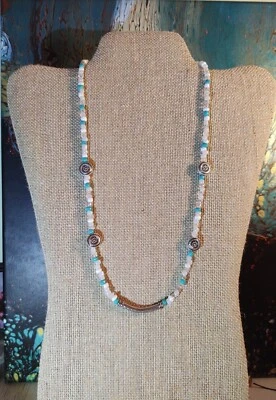 Collar de cuentas blanco, turquesa, cuentas esmeriladas - espaciadores de plata - azul verde azulado Foto 1 de 4