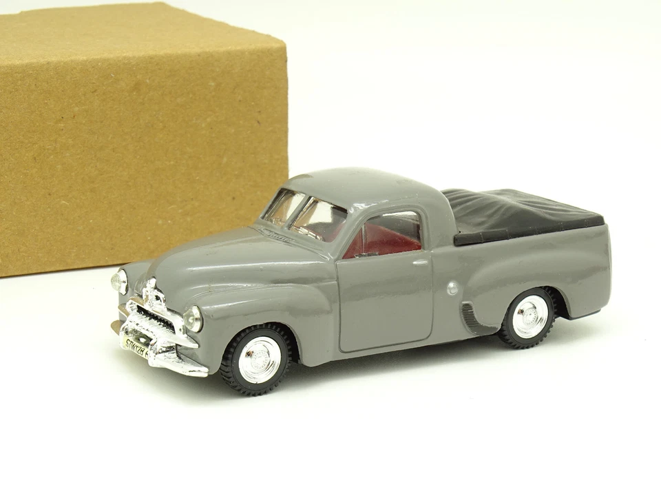 Trax Sb 1/43 - Holden Utility FJ Grigia - Immagine 1 di 1