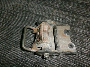 Bisagra de tanque de combustible Honda VFR800 VFR 800 Fi Pre V-tec 1998 -00 soporte montaje - Imagen 1 de 2