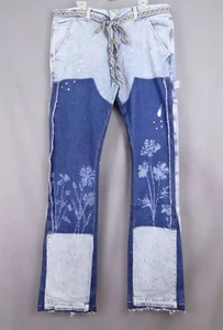 Lifted Anchors Herren 38 Venus Floral Flared Leg Stacked Denim Jeans in Blue Wash - Bild 1 von 24