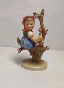 TMK3 141 3/0 4" Goebel Hummel "Apple Tree Girl" . Sitting In Tree vintage - Picture 1 of 10