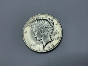 1922 Peace Silver Dollar (Philadelphia Mint) F-07 - Picture 1 of 2
