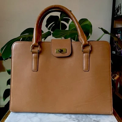 Сумка с короткими ручками для ноутбука J Crew желтовато-коричневая кожа - Изображение 1 из 4