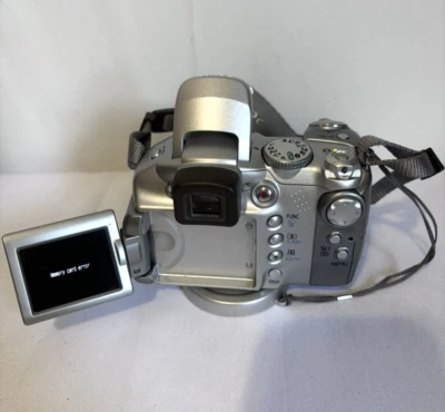 Canon PC 1130 Power Shot S2 IS Digital Camera 12X Zoom For Parts Only - Image 1 of 4