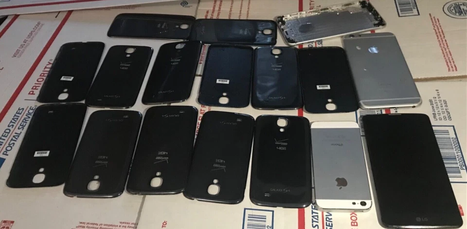 Смартфон L G Stylo 2 Plus LGMS550 Android и 15 товаров L O T - Изображение 1 из 3