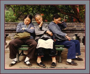 Michael Seewald, photographer/painter "The Three Graces, Xian China '87"- #8/10 - Picture 1 of 12