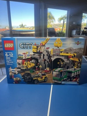 LEGO City: The Mine (4204) 748 piezas juego de juguetes de construcción para niños Foto 1 de 4