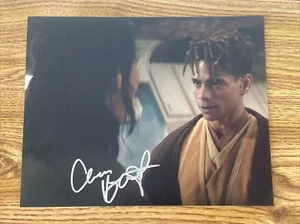 Charlie Barnett foto autografata 8x10 L'accolito Star Wars Yord Fandar - Foto 1 di 2