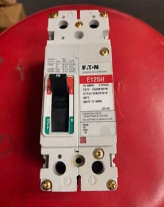 Eaton E125H Interruttore automatico, EGH2070FFB, 2 poli 70A, 600V, 65K@480V nuovo da asporto - Foto 1 di 8
