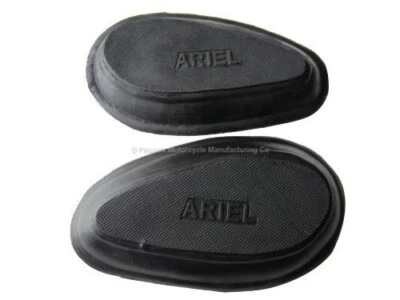 PAR DE RODILLERAS ARIEL TANQUE DE GASOLINA AGARRE DE GOMA ROJO CAZADOR SQ 4 1937-52 Foto 1 de 3