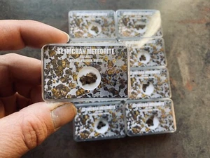 1 x boite météorite Pallasite Seymchan de Russie - Imagen 1 de 2