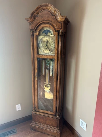 1988 Howard Miller Grandfather floor clock Cover