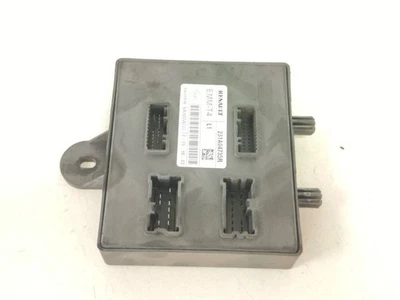 CENTRALINA PORTA FUSIBILI Renault Clio IV Estate/Grandtour (7R) 2014 231A04735R - Immagine 1 di 3