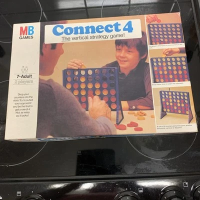 Connect 4 Original 1975 In Complete And Very Good Condition. - Image 1 of 4