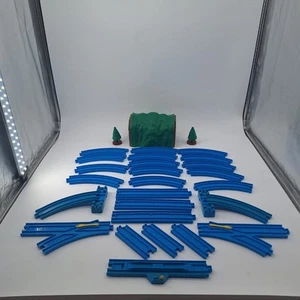 Tomy Trackmaster Thomas The Tank Engine Train Blue Track Bundle, tunnel, 2 trees - Picture 1 of 6
