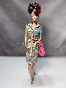 Gorgeous Silkstone Barbie in Great Outfit E-179 - Picture 1 of 6