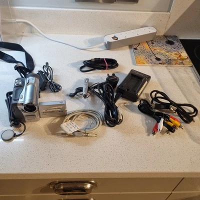 PANASONIC NV-GS4B Camcorder Mini DV Tape Fully Working - Image 1 of 4