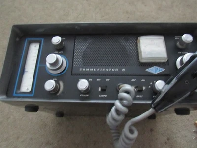 Gonset Communicator IV Modelo 3341 2m Radioaficionado Transceptor Foto 1 de 4