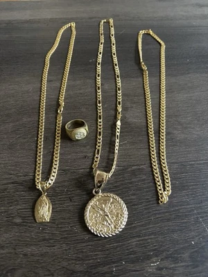Paquete de joyas chapadas en oro (tres cadenas y un anillo) ORO CHAPADO NO ORO REAL Foto 1 de 4
