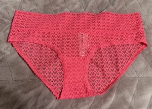Victoria's Secret ROSA Logo Rosa Guiño Corazón Encaje Hiphugger Panty ~ GRANDE ~ ¡NUEVO CON ETIQUETAS! - Imagen 1 de 8