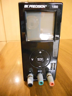 BK PRECISION 1550 1-36V, fonte de alimentação de bancada DC de comutação com carregador USB USADO - Imagem 1 de 2