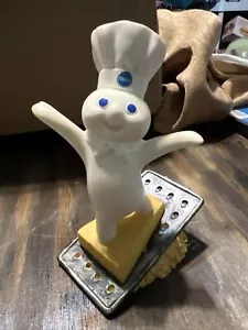 Pillsbury Doughboy “THE BIG CHEESE” Collectors Figurine 2002 Danbury Mint - Picture 1 of 5