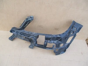 2011 MERCEDES-BENZ C 300 FRONT LEFT DRIVER BUMPER BRACKET A2048850765 - Bild 1 von 6