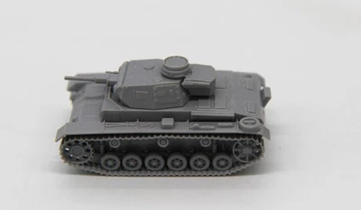 Tanque lanzallamas Panzer III alemán Zvezda 1/100 modelo abierto construido #6162 Foto 1 de 4