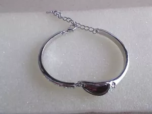 PULSERA SEMIRÍGIDA DE METAL Y ADORNADA CON CRISTALES (NUEVA). - Foto 1 di 2