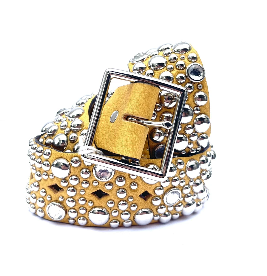 Auténtico cuero de búfalo mostaza JOED, tachuelas plateadas y pedrería vintage 32 Foto 1 de 4