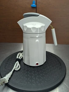 Cook's Essentials Cappuccino Latte Expresso Milk Frother Steamer Model CECC30 - Picture 1 of 7