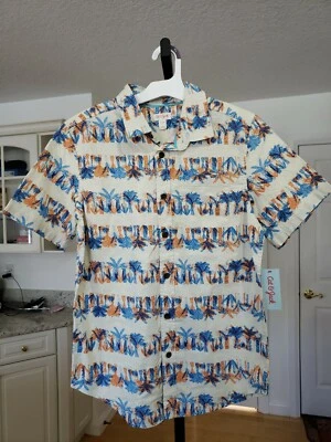 Cat&Jack Boys Hawaiian Shirt Palm Short Sleeve Buttons Szs XS, S, L, M & XL. New - Image 1 of 4