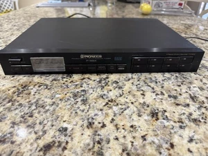 Pioneer F-99X Sintonizzatore Sintetizzatore Digitale FM/AM. Stereo vintage testato - Foto 1 di 7