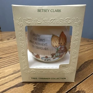 Hallmark "Betsey Clark” Tree Trimmer Unbreakable Satin Ball Ornament  1979 - Picture 1 of 3