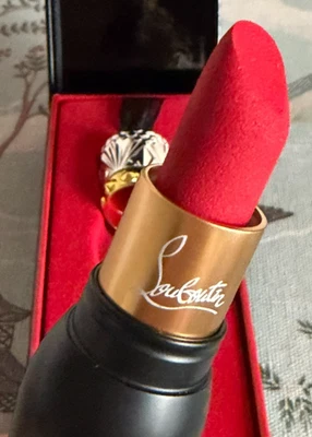 Christian Louboutin Velvet Matte Lip Colour Goyetta 004M 3.8g NWB RRP £84 - Image 1 of 4