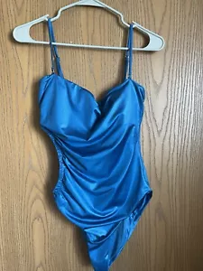 Agua Bendita Aqua Metallic Einteiler abnehmbarer Träger gepolsterter Badeanzug - XL Tall - Bild 1 von 8