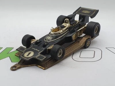 John Player Special F1 Con Carrellino Corgi 1/36 - Immagine 1 di 3